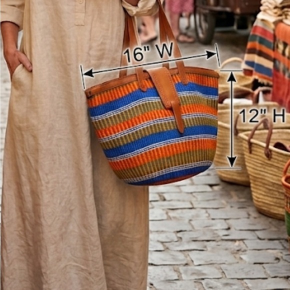 Kenyan Kiondo Handwoven Sisal & Leather Medium Tote Bag - Picture 2 of 14